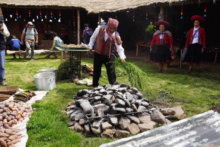 Platos Típicos de Cusco: 15 Platos  Debes Probar Durante tu Viaje